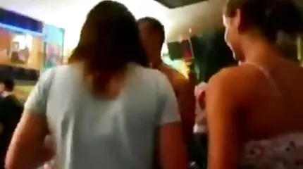 แม่บ้านสาวสุดเซ็กซี่ล่อลวงเจ้าของ วื ดื โป้