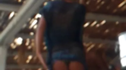 สาวน่ารับประทานถอดกางเกงในช่วยตัวเองหี วีดีโอ โป้ น้อง แน ท