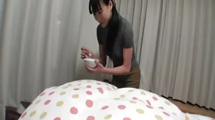เจ้านาย fucks วีดีโอ โป๊ นักเรียน เจี๊ยบในที่ทำงานในหลุมทำงานที่หรูหรา