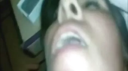 สาวเปลือยหน้าเว็บแคมเล่นกับ pussies ดู วีดีโอ คลิป โป้ ของพวกเขา